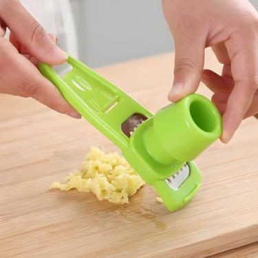 Imagem de Raladores manuais de alho espremedor de alho para cozinha, ferramenta multifuncional de legumes, ralador de queijo Samll, utensílios de cozinha eficientes para preparação de salada de frutas