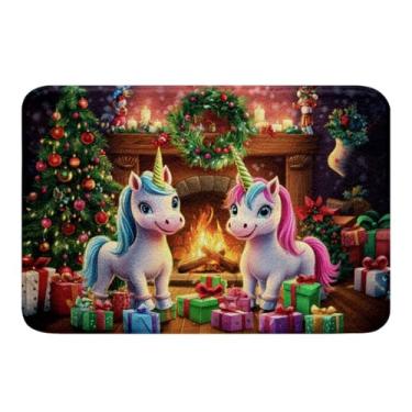 Imagem de Erosebridal Lindo tapete de porta de unicórnio de Natal 50 x 81 cm para crianças, meninas, Feliz Natal, guirlanda de Natal, folhas de pinheiro, tapete de banho de inverno para decoração de quarto de
