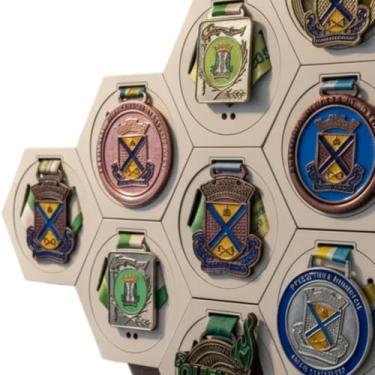Imagem de Kit Porta Medalhas em MDF Hexagonal Colméia Porta Medalha Esportivo Corrida Ciclismo Decoração(20,Banco)