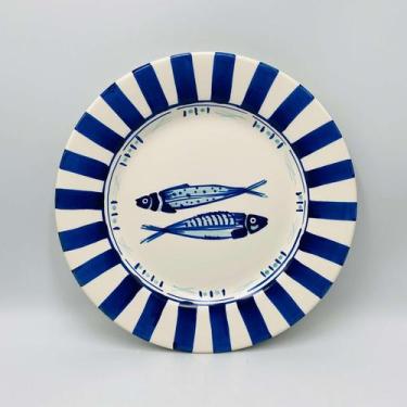 Imagem de Prato Raso Peixe Listras Luiz Salvador 27cm - ROJEMAC