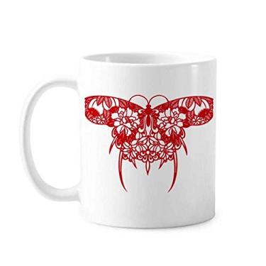 Imagem de Caneca vermelha de cerâmica e café de porcelana com borboleta de pipa chinesa