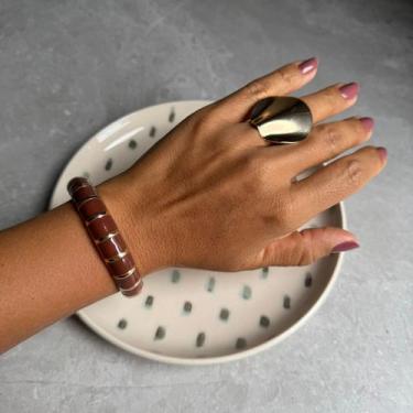 Imagem de Bracelete Estiloso Esmaltado Dourado Cor:Marrom - Nilza Biju, Marrom