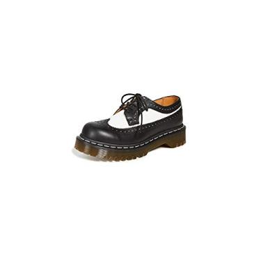 Imagem de Dr. Martens, 3989 Brogue BEX sapato de couro com bico de bico de bico para homens e mulheres, Preto/branco, 8