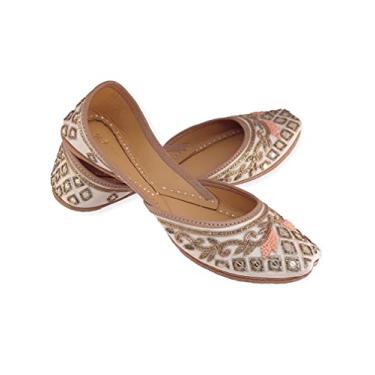 Imagem de Fulkari Jutis feminino Marguerite Daisy Gold couro macio genuíno bordado | Jutti livre de mordidas e beliscões | Punjabi Formal Juttis | Mojari feminino indiano casamento liso feminino | juti étnico