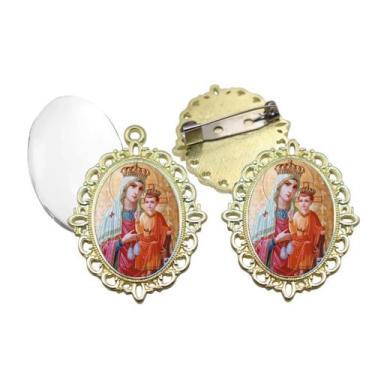 Imagem de Broche com Relicario Dourado Nossa senhora dos Remedios Terno Noivo la