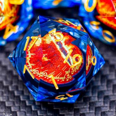Imagem de ARUOHHA DND Resin Dice Gazes Eye Dice Golden Blue Liquid Core Flaming RPG Sharp Edged Dice Set with Gift Box, Polyhedral D and D Dice Set Compatible with Dungeons Dragons Role Playing Game D20 D6