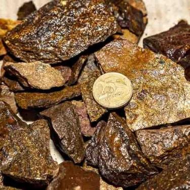 Imagem de Cascalho Bruto de Bronzita Natural 1 Kg - Tamanhos de 10 a 70mm - Tipo