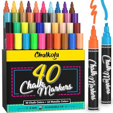 Imagem de 40 marcadores de giz líquido Chalkola para placas de quadro-negro, janela, etiquetas, bistrô, vidro, carro | Cores néon, pastel e metálicas, tinta apagável para limpeza úmida - ponta reversível de 6 mm - canetas de giz laváveis
