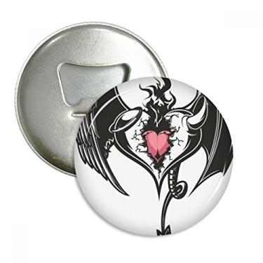 Imagem de Broken Armor Love Heart Asas Enormes Abridor de Garrafas Emblema Multifuncional