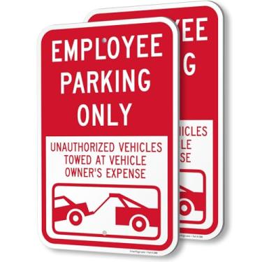 Imagem de SmartSign (Pacote com 2) Placa de 45,7 x 30,5 cm "Somente estacionamento para funcionários - veículos não autorizados rebocados", composto de alumínio de 120 mil de espessura (ACM), material reflexivo