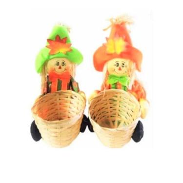 Imagem de Decoração Junina Espantalho Sentado Com Cesto Arraia Junino