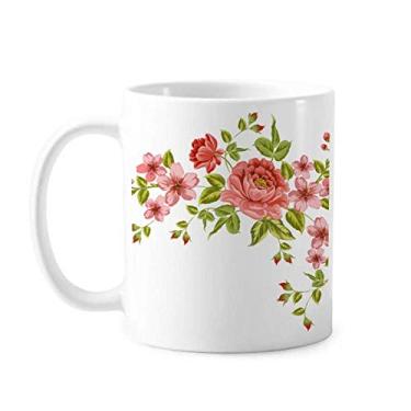 Imagem de Caneca de cerâmica para café e porcelana com estampa de rosas vermelhas