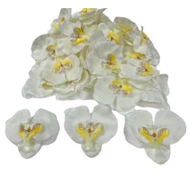 Imagem de Corkwaw 50 peças de pétalas de orquídea, decorações artificiais, cabeças de orquídeas, flores, seda sintética, Phalaenopsis, borboleta, flores para decoração de festa de casamento feita à mão (branca)