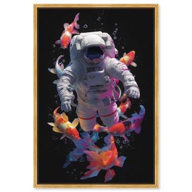 Imagem de Arte de parede de astronauta Deep Space Fishes II da Art Remedy, moldura dourada, 50 x 76 cm