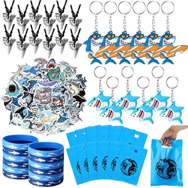 Imagem de 98 peças de suprimentos de lembrancinha de tubarão inclui chaveiro de tubarão colar de dente de tubarão, sacos de presente de tubarão pulseiras de silicone e adesivos de tubarão para tema de tubarão subaquático chá de bebê suprimentos de festa de aniversário