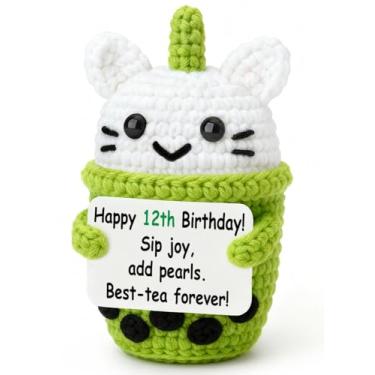 Imagem de Weming Best Friend Birthday Gift for 12 Year Old Girls – Mini Crochet Boba Tea Plush with 12th Birthday Pun Card, Handmade 10cm, Matcha Pink, Kawaii Desk Decor, Trendy Present