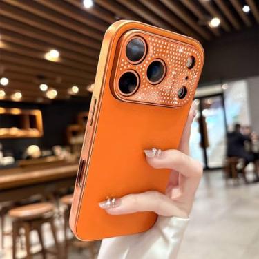 Imagem de Capa feminina em couro PU com detalhes em diamante para iPhone 17 Pro Max, 16, 15, 14, 13, ProMax e 17Pro. Capa protetora macia e resistente a impactos, na cor laranja. Compatível com iPhone 15 P