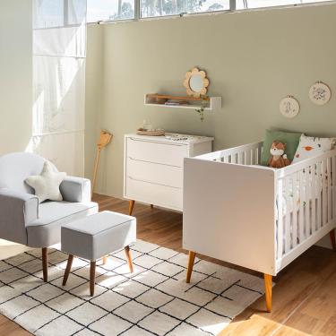 Imagem de Kit Quarto Infantil Theo - Berço + Cômoda + Poltrona Capri com Puff - Branco e Cinza