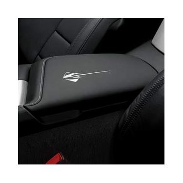 Imagem de GM Accessories 84255310 Tampa para console de chão em couro preto com logotipo de arraia