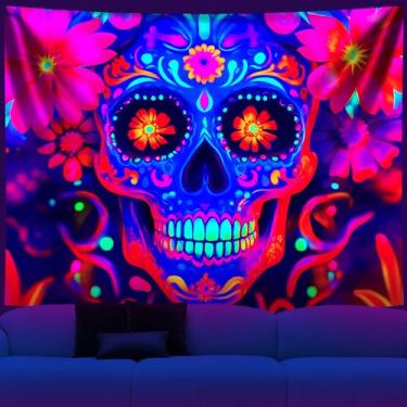 Imagem de NYZE Tapeçaria de luz negra que brilha no escuro, pôster legal, paisagem, fácil de pendurar, decoração de parede para sala de estar, dormitório, casa (caveira, 150 x 129 cm)