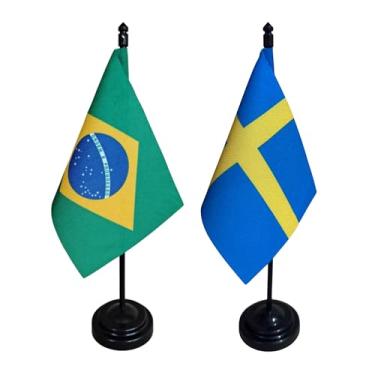 Imagem de Kit Bandeira de Mesa Brasil e Suécia, 26cm Altura, 18x11cm, Multicolorido, Oxford, Base Plástica, para Escritório, Eventos, Decoração