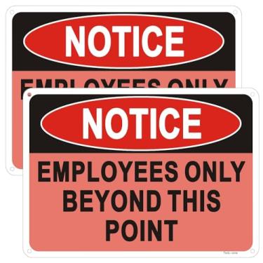 Imagem de Pacote com 2 placas Employees Only Beyond This Point - 25,4 x 17,8 cm de alumínio refletivo apenas não entra na placa com furos pré-perfurados, placa de metal resistente ao desbotamento à prova de