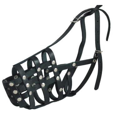 Imagem de Focinheira de cesta de malha de couro legítimo seguro - Pastor alemão fêmea, Doberman, (circunferência 30,48 cm, comprimento do focinho 11,43 cm)