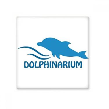 Imagem de Azulejo de cerâmica brilhante com estampa de golfinho de natação azul oceano