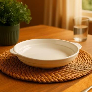 Imagem de Travessa Branca Redonda Com Alças 20,5cm - Becca Home