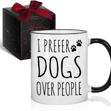 Imagem de Caneca de café engraçada para cães presentes para amantes de cães - Eu prefiro cães sobre pessoas, canecas de café presentes para mulheres e homens, caneca veterinária, presente médico animal