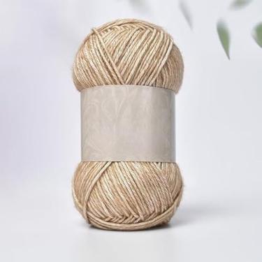 Imagem de novelos de fio de algodão e acrílico de peso médio - fio de tricô macio de crochê para cachecóis, chapéus e projetos de artesanato feitos à mão (Cáqui)