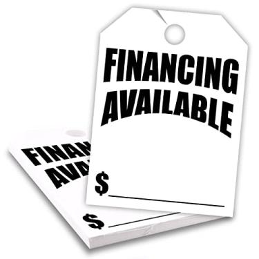 Imagem de Versa-Tags Etiquetas de pendurar para espelho de carro - 21,6 cm x 29,2 cm, Slogan-Financiamento disponível, pacote com 50, perfeito para suprimentos de concessionárias de automóveis e lotes de