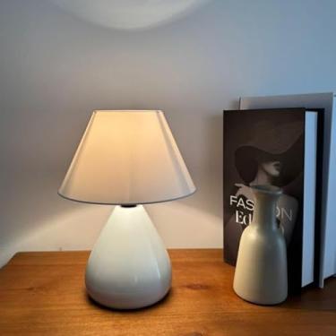 Imagem de Abajur Luminaria de Ceramica Porcelana Gota Bivolt Com Cupula para Decoração Quarto Escritorio Sala Decoração(Branco)