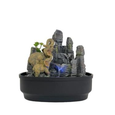 Imagem de Elefante de piscina em cascata com luz decorativa 28cm x 20cm - Lightb