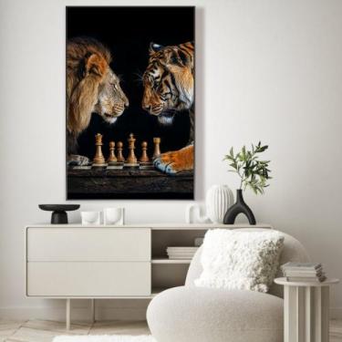 Imagem de Quadro Disputa Xadrez Entre Leão E Tigre - MeMoldura, Moldura preta, 1