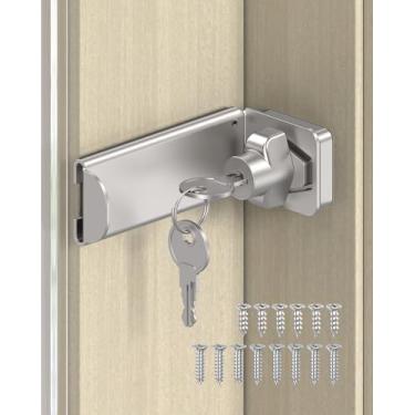 Imagem de MeBantoo Trava de ferrolho de porta de 90 graus, trava de ângulo reto de segurança doméstica, fechadura de porta de celeiro deslizante para portão, quarto, cerca, jardim (prata, 8,5 cm com chave - 1