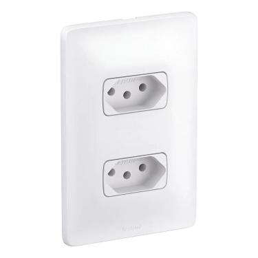 Imagem de Conjunto Tomada Dupla 10A 2P+T 4X2 Branca 680111 Pial Zeffia