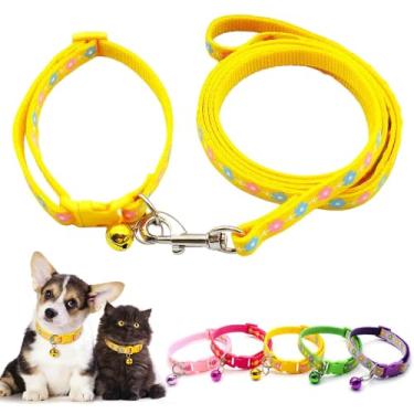 Imagem de Coleira amarela para cães pequenos com conjunto de coleira de sino, coleiras de gato PP macias ajustáveis para filhote de cachorro pequeno menino menina animais de estimação fêmea macho gatinho yorkie
