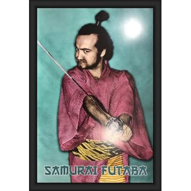 Imagem de BUY ART FOR LESS Pôster emoldurado oficialmente licenciado Samurai Futaba - John Belushi - 61 x 91 cm - Moldura de madeira projetada resistente com vidro plexi - Pronto para pendurar