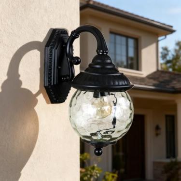 Imagem de Luminária de parede retrô para exterior, estilo vitoriano em metal preto, com cúpula esférica de vidro fosco, ideal para varandas, corredores e sacadas (BD-48)