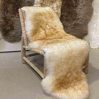 Imagem de HUAHOO Tapete premium de pele de carneiro genuína da Austrália real pele de carneiro natural luxo macio pele de cordeiro tapete capas de assento para crianças quarto sofá capa de cadeira animais de estimação tapete de cachorro pele dupla/2' x 6' ponta marrom
