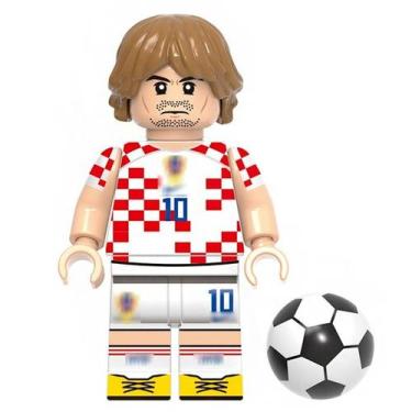 Imagem de Boneco jogador futebol bloco de montar escolha, MODRIC