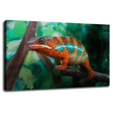 Imagem de Closeup Poster Chamleons impressão em tela vermelha arte de parede para casa 1 painéis decorações com moldura 30.4 cm x 20.3 cm