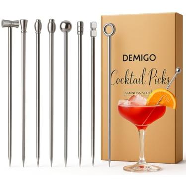 Imagem de DEMIGO Palitos de coquetel, 8 novos estilos de aço inoxidável reutilizáveis para recheios de azeitona conjunto de palitos de martini de frutas palitos de dente de enfeite espetos para festa de bar, lanches de churrasco, sanduíches de clube