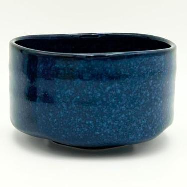 Imagem de Product of Gifu Japan Tigela Matcha de cerâmica – Tigela Chawan Matcha feita à mão, tigela japonesa, azul-marinho, 620 ml