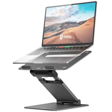 Imagem de Suporte para notebook Nulaxy com altura ajustável para mesa, suporte duplo de alumínio dobrável, conversor suporte ergonômico p/ sentado notebook, compatível todos notebooks e tablets de 10" a 17