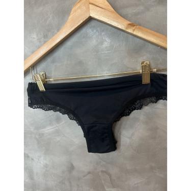 Imagem de Calcinha sensual em renda Fio cor Preta Plus Size