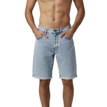 Imagem de Bermuda Jeans Reta Masculina em Algodão com Lavagem Estonada Moderna -