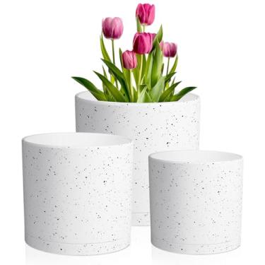 Imagem de Meowell Vasos de flores de 21 cm, 3 conjuntos de vasos cilíndricos para plantas internas ao ar livre, vasos de plástico decorativos com orifícios de drenagem e pires para plantas de jardim, branco com