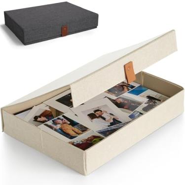 Imagem de ZICOTO Caixa de armazenamento de fotos decorativa com tampa – um lindo organizador de linho perfeito para armazenar com segurança suas fotos, documentos, suprimentos para álbuns, lembranças e outras